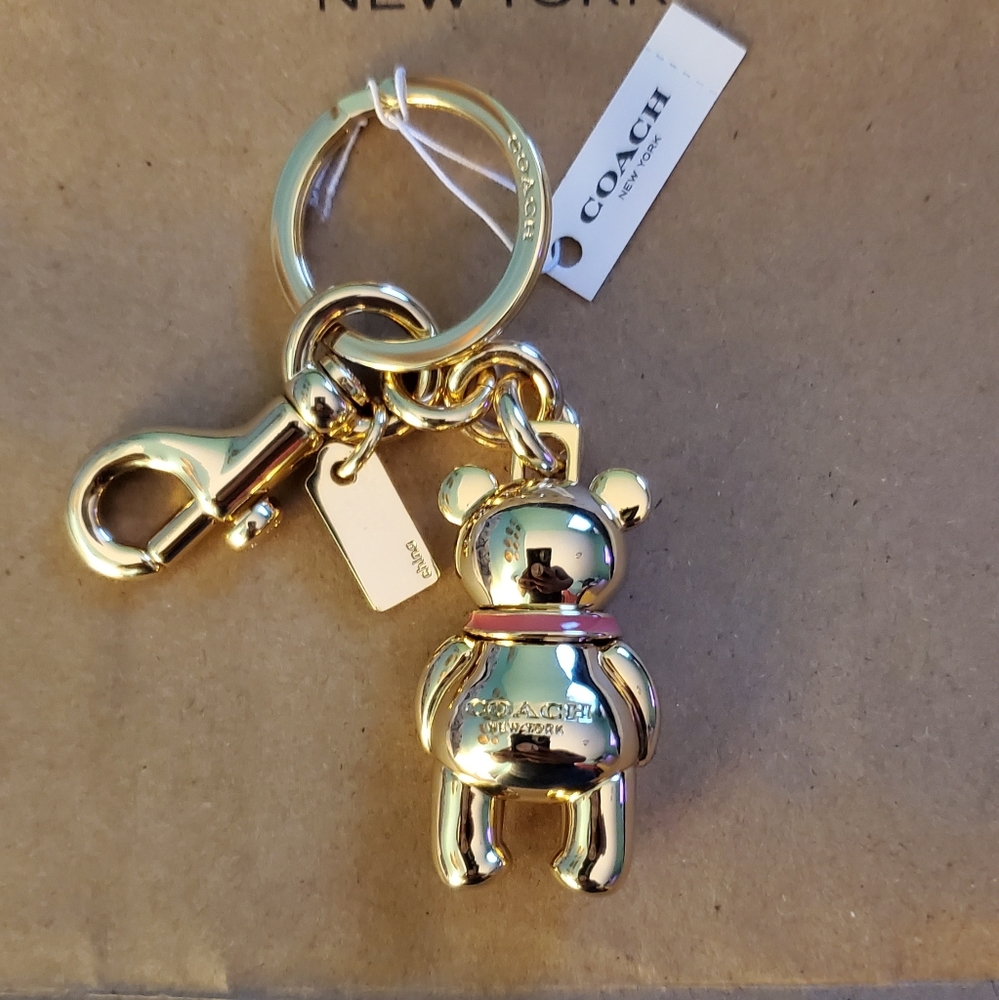 🎀SOLD🎀 Coach 3D Bear Purse Charm/Key Fob - Picture 2 of 5